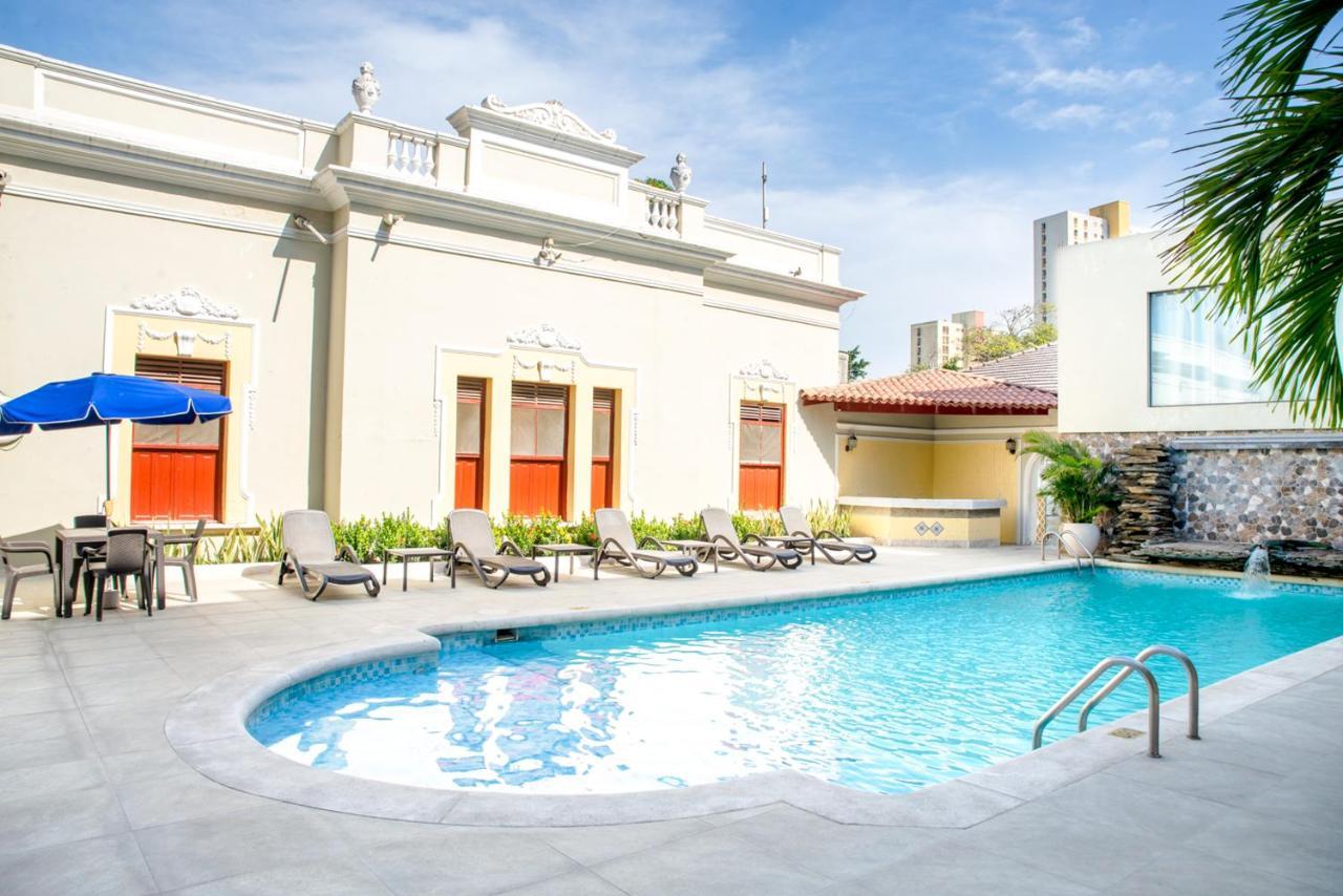 Hotel Majestic บาร์รังกีญา ภายนอก รูปภาพ