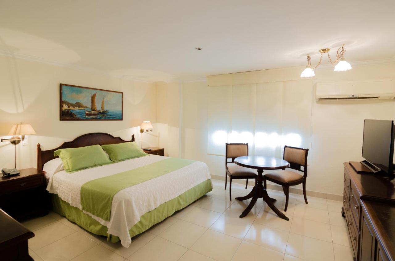 Hotel Majestic บาร์รังกีญา ภายนอก รูปภาพ