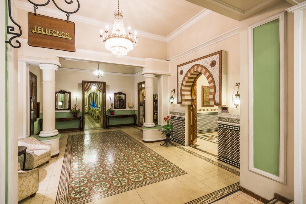 Hotel Majestic บาร์รังกีญา ภายนอก รูปภาพ