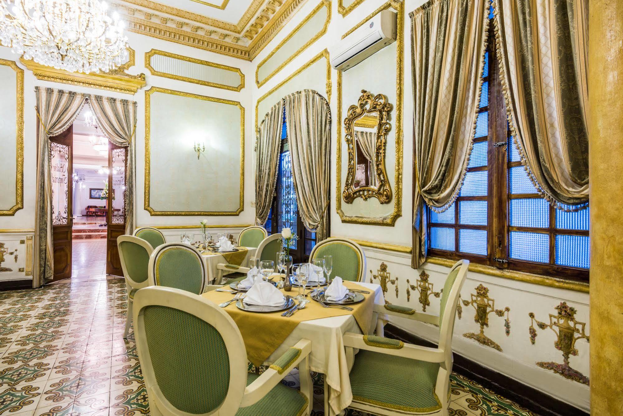 Hotel Majestic บาร์รังกีญา ภายนอก รูปภาพ